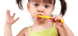 Kako naučiti dete da pere zube?